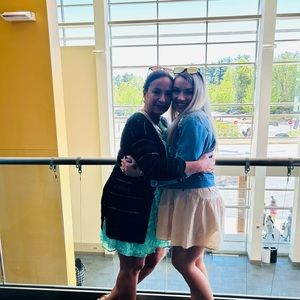 Meet your Posher, Teresa